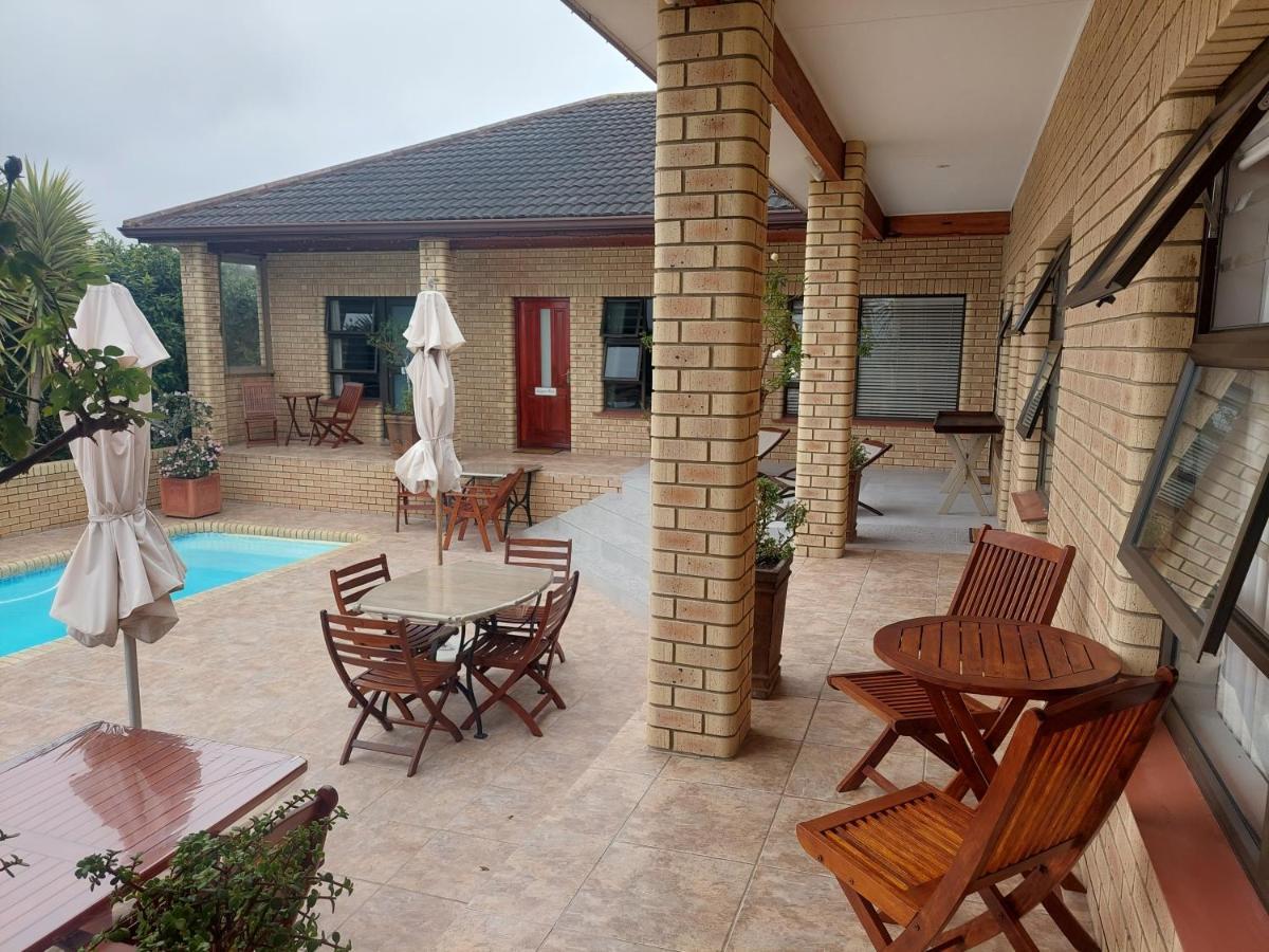 Amber Guest Lodge Knysna Exterior foto